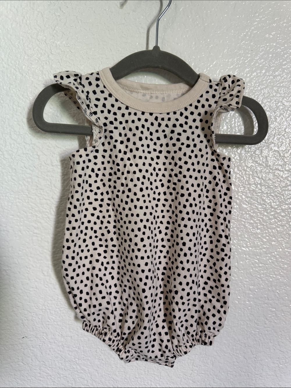 Cat & Jack Cream and Black Spotted Flutter-Sleeve One-Piece Bodysuit